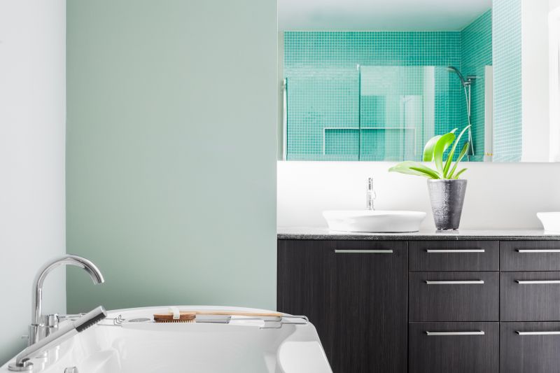 Elegant Tiling and Accent Walls